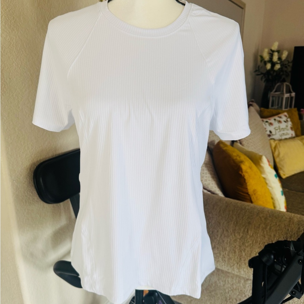 NWT Spyder Classic White Women's Short Sleeve Active Tee top